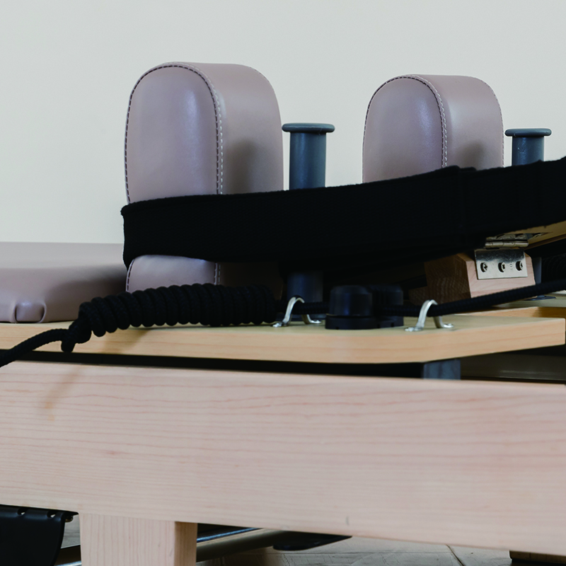 Vouwbare Pilates Reformer Mach - Home Pilates Yoga recensie en prijs